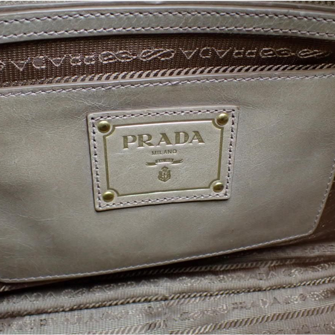 Prada Vitello Shine